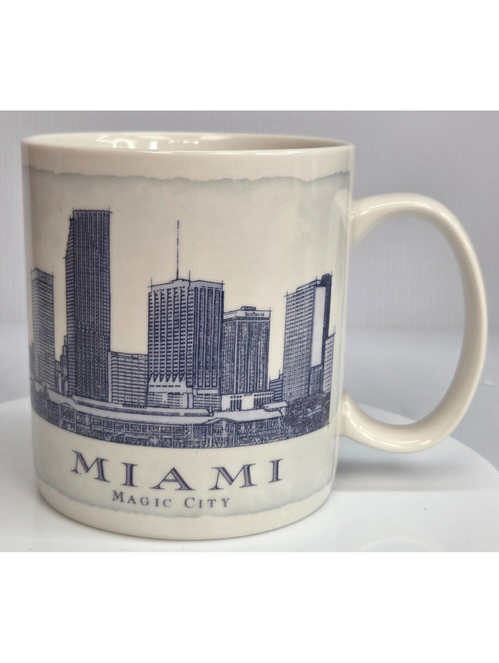 Starbucks Miami Magic City Mug 2006 Architecture Series 18 oz New With Tags